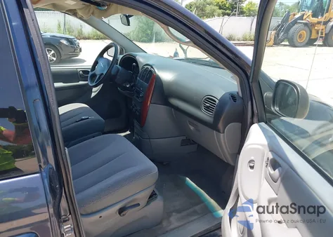 2007 Chrysler Town & Country Lx from USA, damaged, VIN 2A4GP44R07R272326